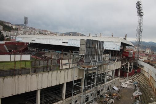 avni aker, trabzon, trabzonspor, hüseyin avni aker stadı