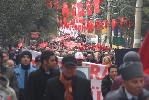 şehit Kubilay, menemen