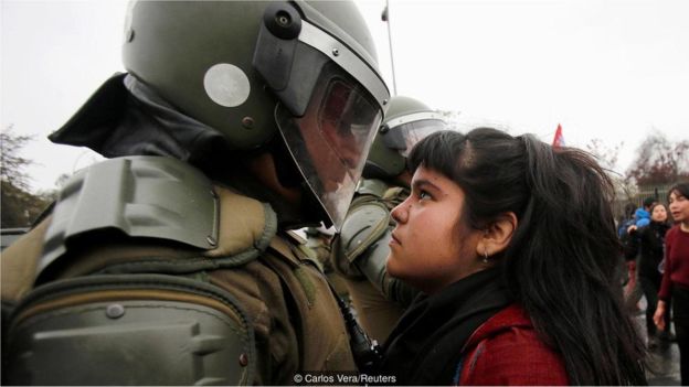 Dünyanın dört bir yanından fotoğraflarla, simgeleşen kadın protestocular