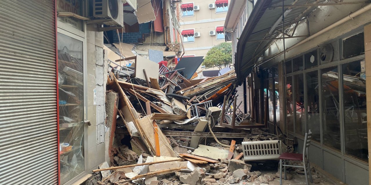 Düzce'de deprem hasarı: Restoran kullanılamaz hale geldi