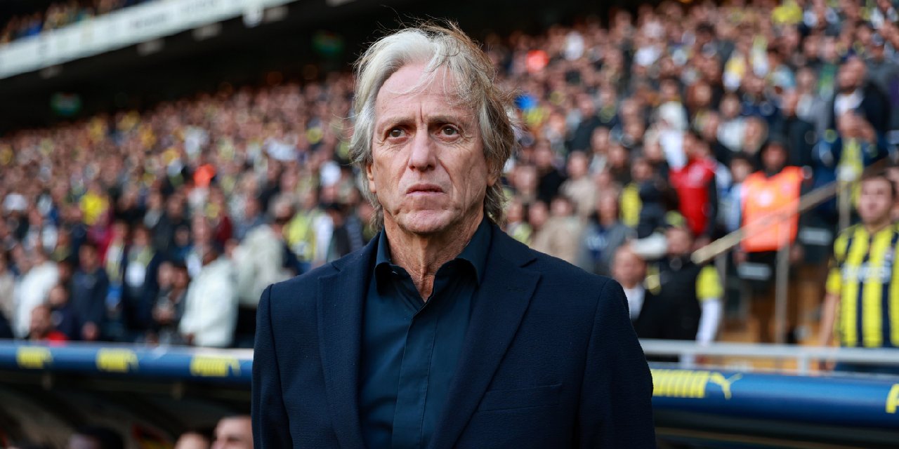 Jorge Jesus 100 kız öğrenciye Cumhuriyet Bursu verecek