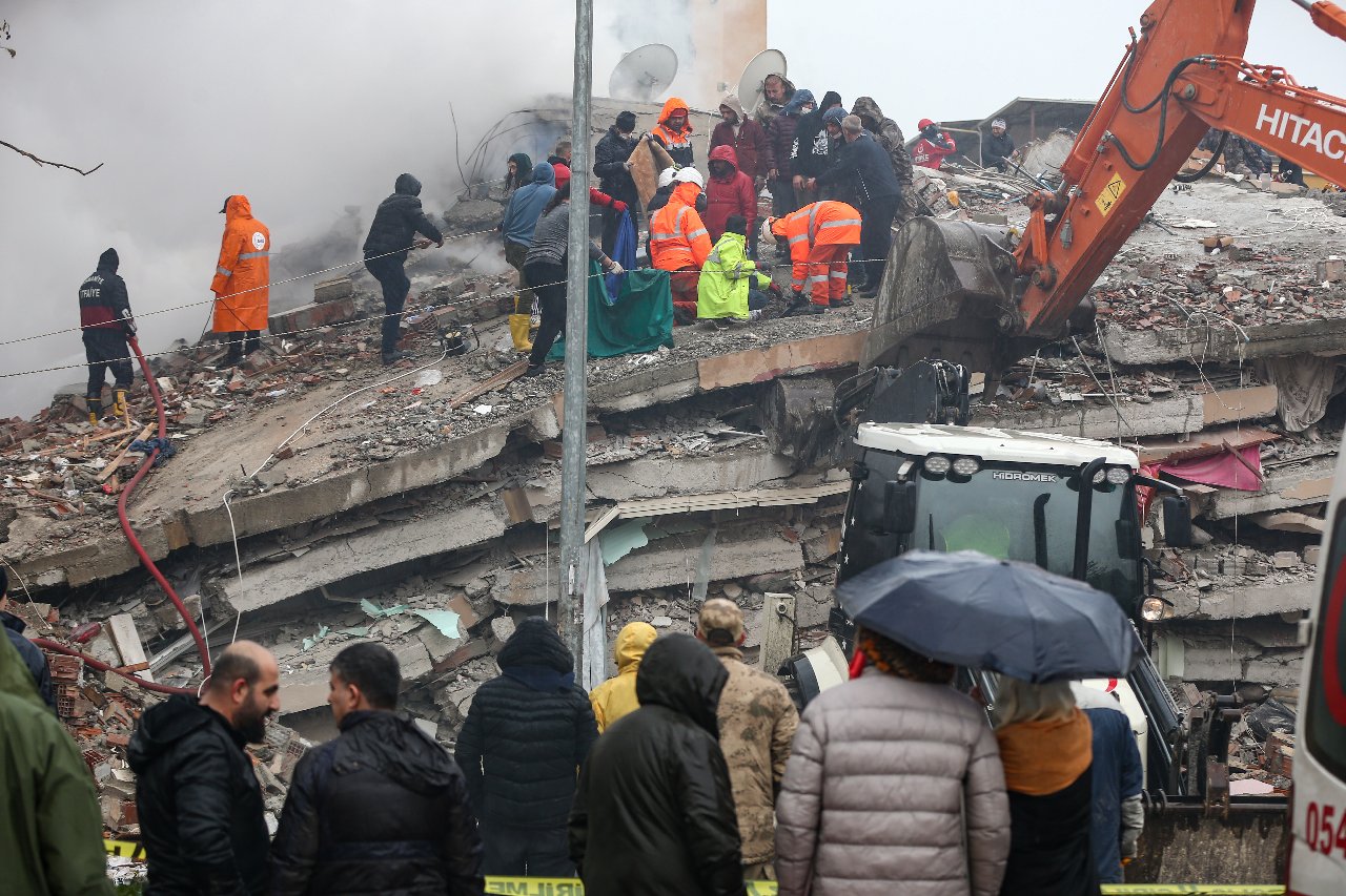 28 bin 44 yurttaş afet bölgesinden tahliye edildi