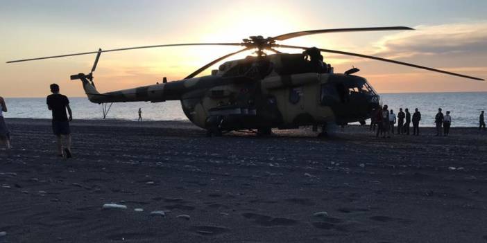 Azerbaycan'a ait helikopter Giresun'a acil iniş yaptı
