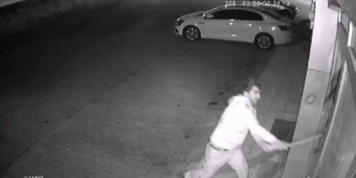 Malatya'da İYİ Parti binasına sopalı saldırı