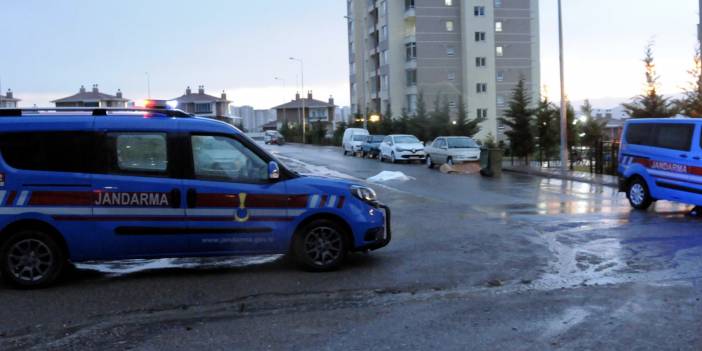 Tartıştığı babasını tabanca ve bıçakla öldüren şüpheli tutuklandı