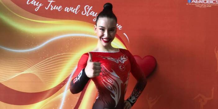 Milli cimnastikçi Ayşe Begüm Onbaşı dünya şampiyonu oldu