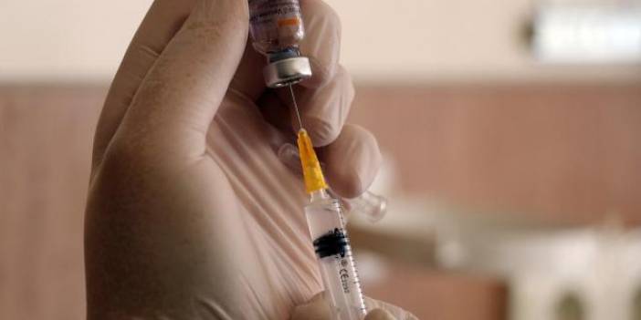 Üniversitelerin öğrencilere aşı şartı gündemde: 1 yasak 1 tavsiye