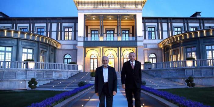 Oğuzhan Asiltürk, kendisini 'Milli Görüş Hareketi Lideri' olarak tanımladı