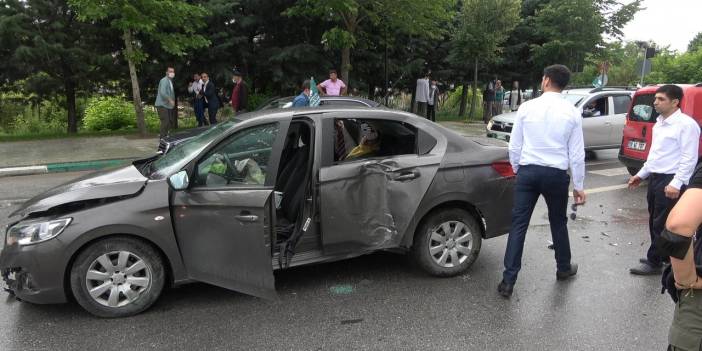 Gelecek Partisi konvoyunda kaza