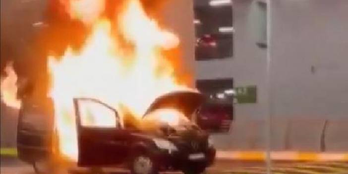 Havalimanında turist karşılamaya gelen VIP araç alev alev yandı