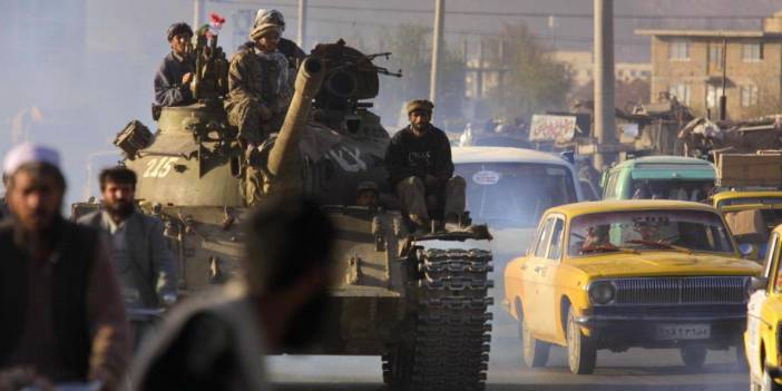 Eski NATO Afganistan Kıdemli Sivil Temsilcisi Hikmet Çetin uyardı: Afganistan'da büyük risk var