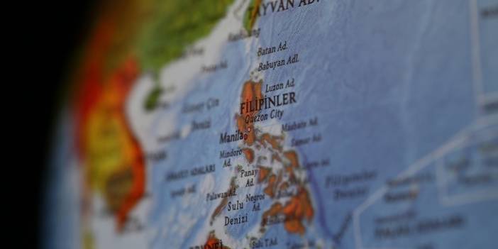 Filipinler'de 85 kişiyi taşıyan askeri uçak düştü