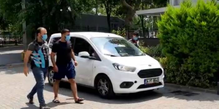 Kadıköy'de değnekçi polise yakalandı