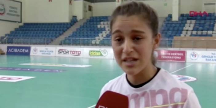 Türkiye, genç hentbolcu Merve'yi konuşuyor!