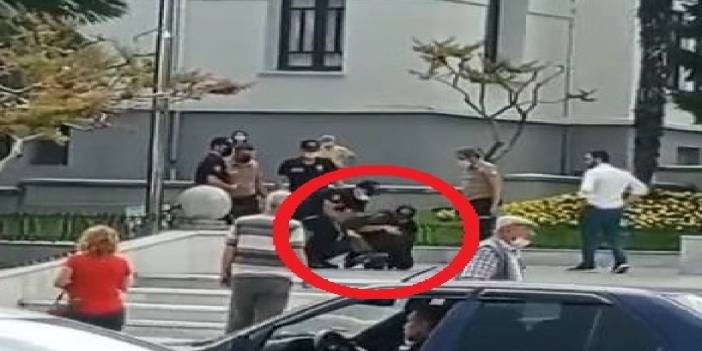 Atatürk heykeline çekiçle saldırdı