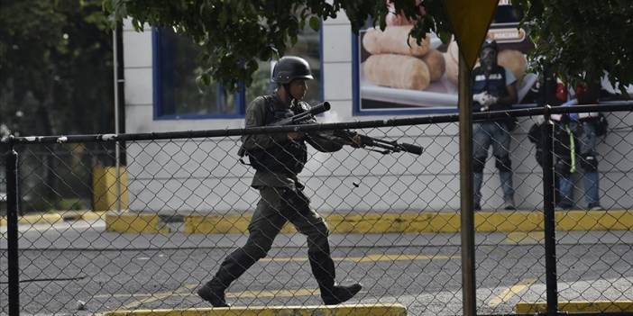 Venezuela'da güvenlik güçleri ile silahlı çete arasında çatışma: 5 ölü, 10 yaralı