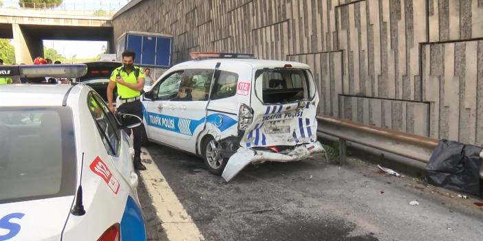 TEM'de kaza: 2'si polis 3 yaralı