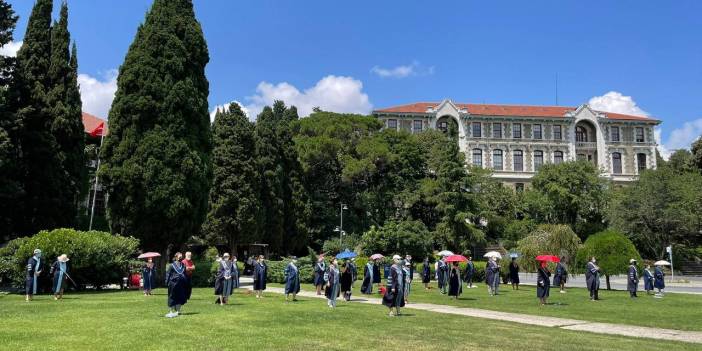 Boğaziçi'nde bu şarkı yankılandı: Kayyumşah