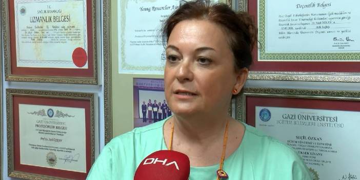 Bilim Kurulu Üyesi Özkan: İki doz arası sürenin kısaltılmasında bayram etkili