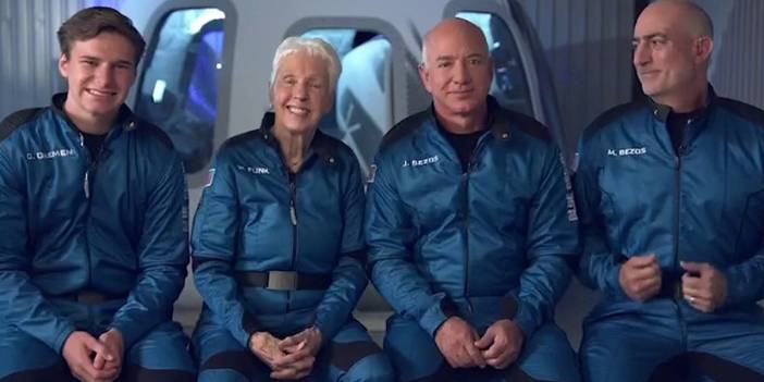 Jeff Bezos'un uzay yolculuğu: Saniyesi 45 bin dolar!