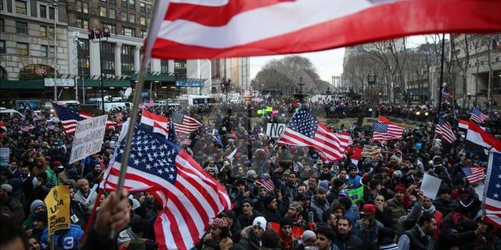 Biden'ın Sağlık Başdanışmanı Dr. Fauci: Aşı karşıtları ülkeyi çıkmaza götürüyor