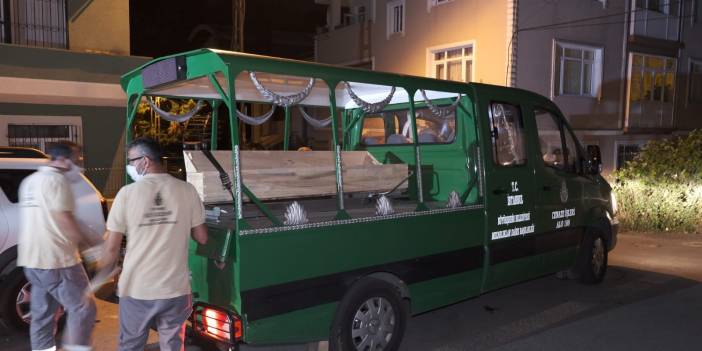 Kadın cinayeti: Bıçaklayarak öldürdü