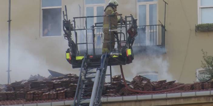 Beyoğlu'nda yangın paniği!