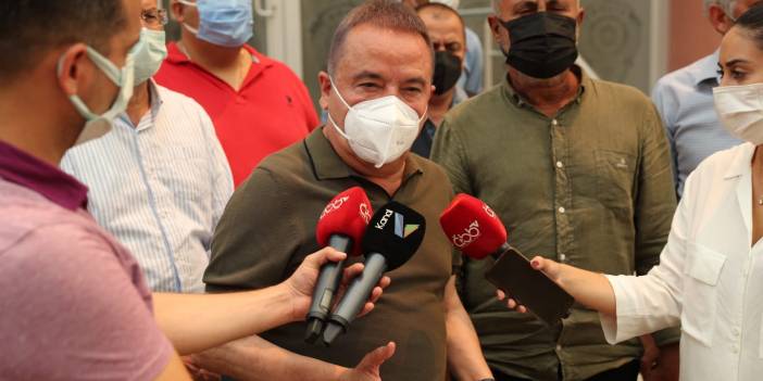 Antalya Büyükşehir Belediye Başkanı Muhittin Böcek: Yanıyoruz, bizi kurtarın