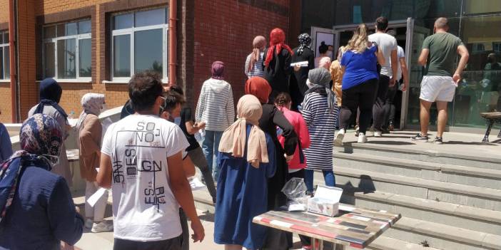 Nüfus müdürlükleri KPSS oturumları için açık olacak