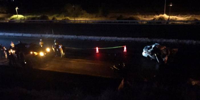 Kastamonu'da bariyere çarpan otomobil takla attı: 3 ölü