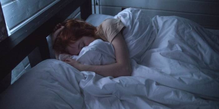 5 saat uyku gençlerde öfke problemi ve depresyon yaratıyor