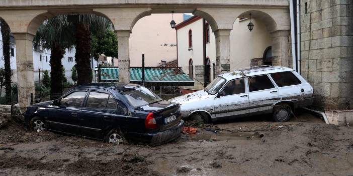 Sel felaketinin yaşandığı Bozkurt'ta arama kurtarma çalışması devam ediyor