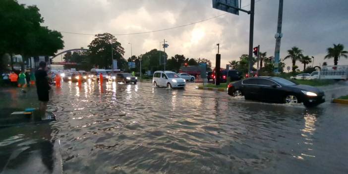 Sağanak yağış bir ilde daha sele neden oldu!