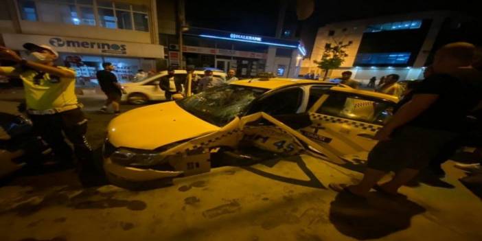 Ümraniye'de aşırı hız yapan araç taksiyi metrelerce savurdu