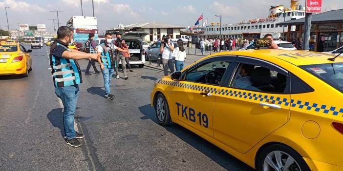 Emniyet kemerini takmayan taksi şoförü: Cezayı hak ediyoruz