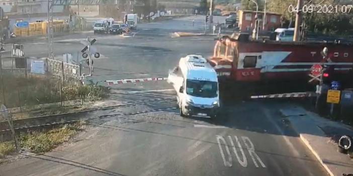 Tekirdağ Ergene'deki tren kazasında 7 kişinin öldüğü minibüsün şoförünün ifadesi ortaya çıktı: 'Demek ki geçmemek gerekiyormuş'