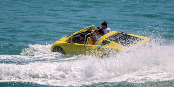 Ablasının adını yaşatmak için deniz otomobili üretti