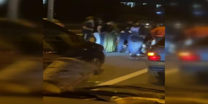 Otomobilin motosiklete çarptığı anlar kamerada: 1 yaralı