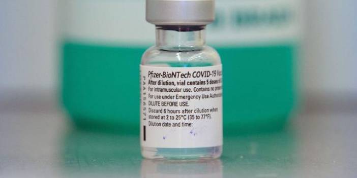 Covid-19 aşısı karşıtları başkentte miting düzenledi