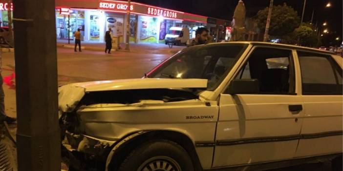 Kavşakta döndüren kaza