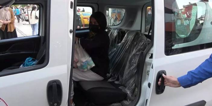 Karantinada olması gereken iki lise öğrencisi tavuk döner alırken yakalandı