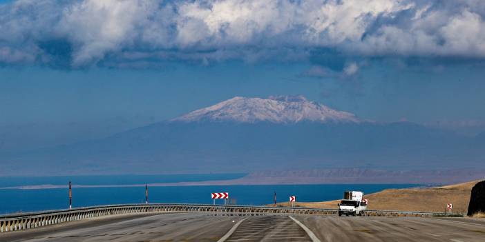 Mevsimin ilk karı yağdı