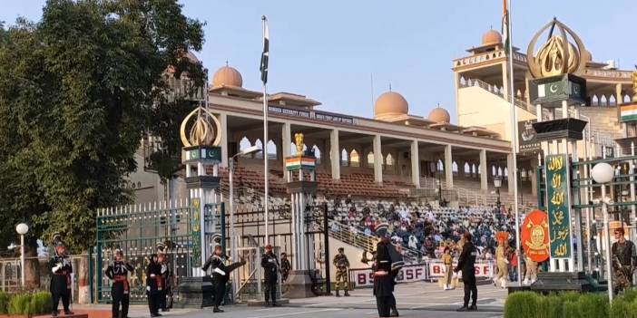 Pakistan ve Hindistan arasındaki ilginç gelenek: Barış için başladılar neredeyse savaşacaklar