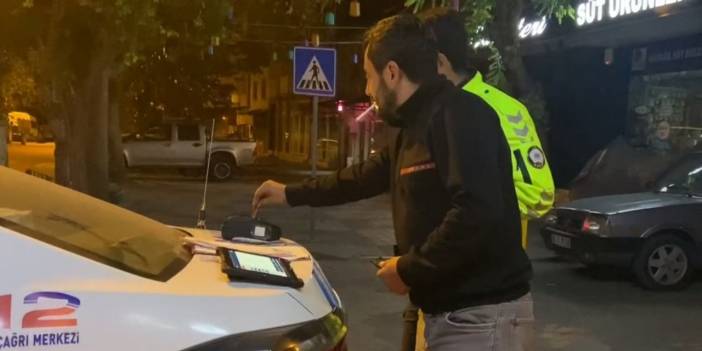 Alkolmetreye kredi kartı okuttu: Benim evime falan ceza gitmesin