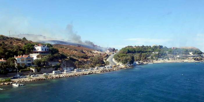 İzmir'de orman ve makilik yangını