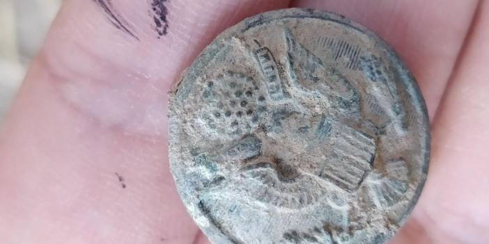 3000 yıllık kaleden çıkan rozet ile dolar arasında ilginç benzerlik