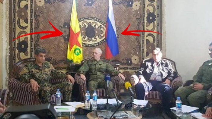 Rus komutan ve YPG'li birlikte basın açıklaması yaptı