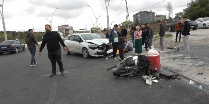 Motosikletle otomobil kafa kafaya çarpıştı