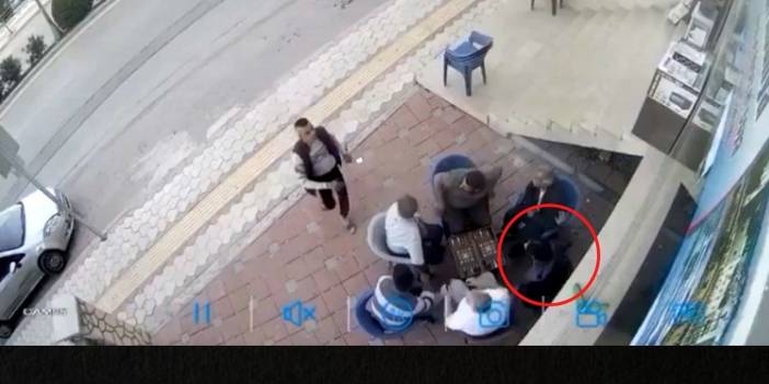 Yardım feryadına hem kör hem sağırlar: Satırlı saldırıyı tavla masasında izlediler