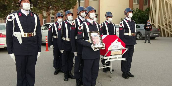 Kalp krizi geçiren uzman çavuş şehit oldu